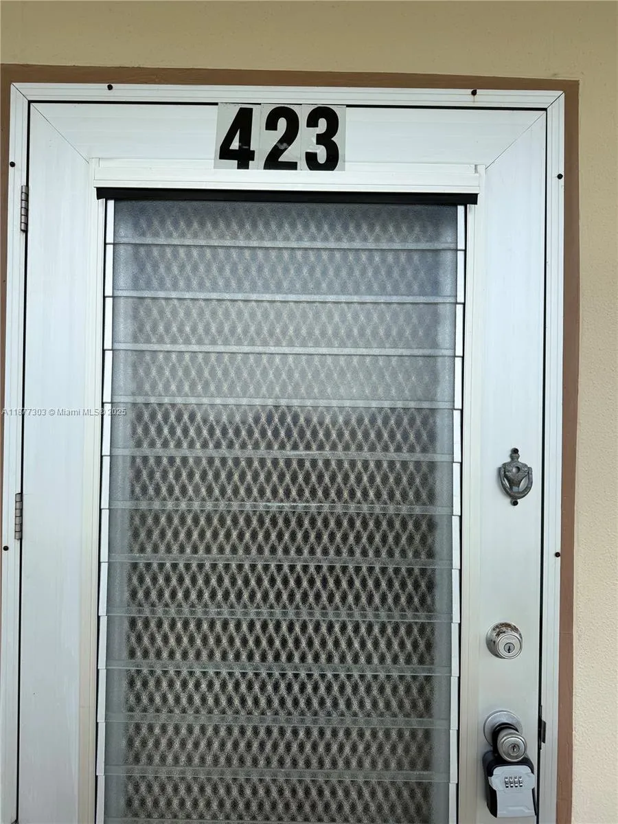 423 Wellington G, #423