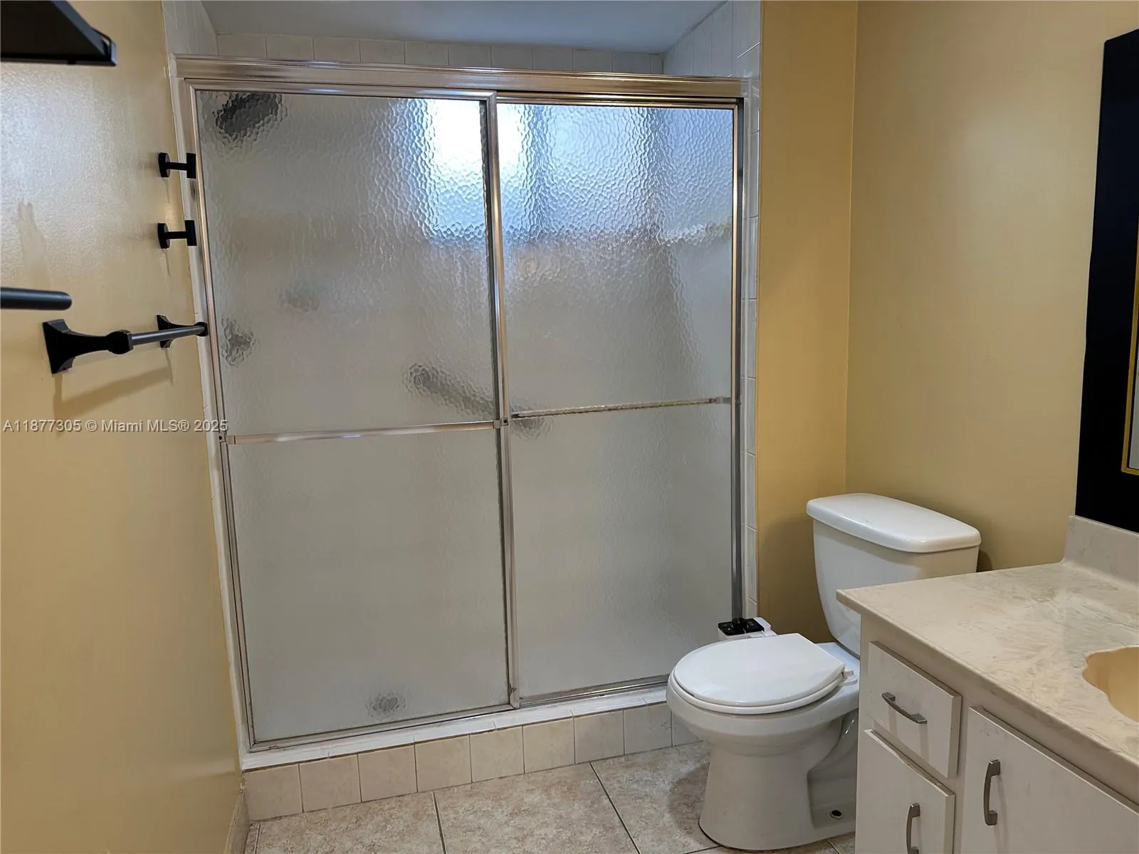 481 Ives Dairy Rd, #303-4
