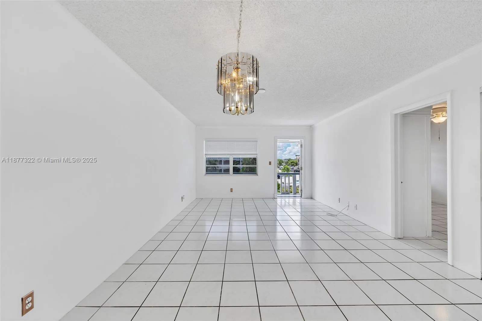 751 Pine Dr, #209