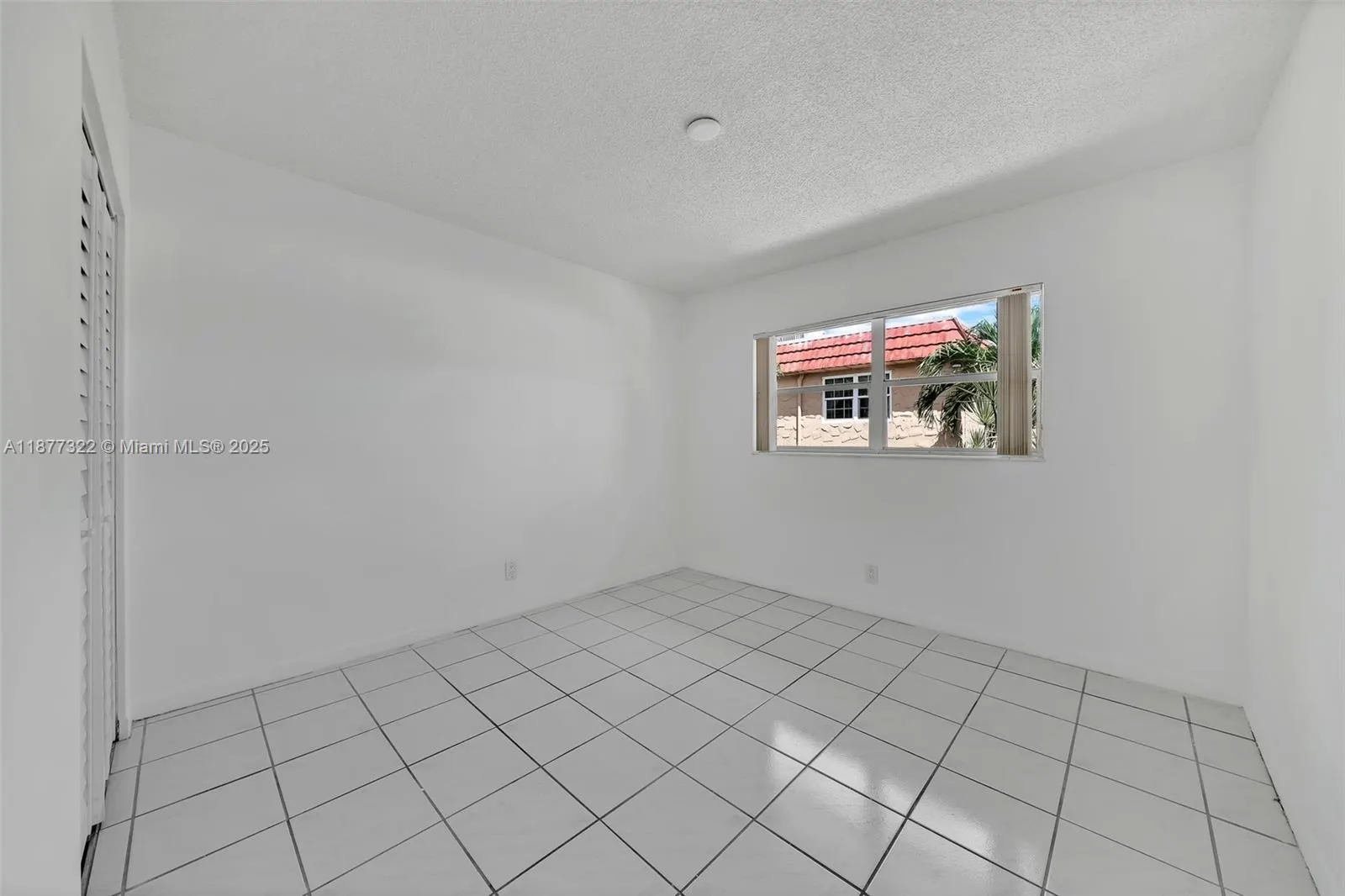 751 Pine Dr, #209