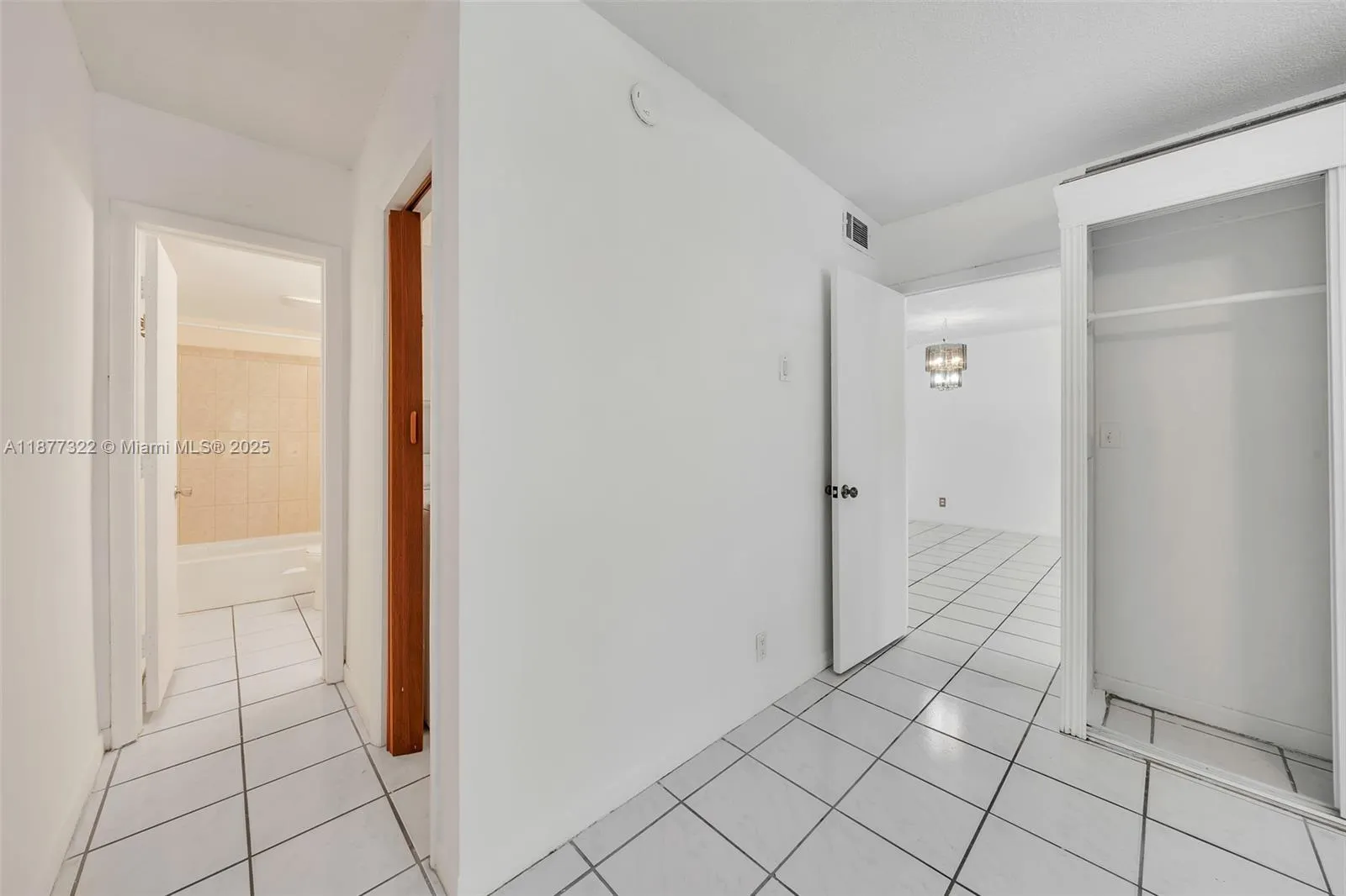751 Pine Dr, #209