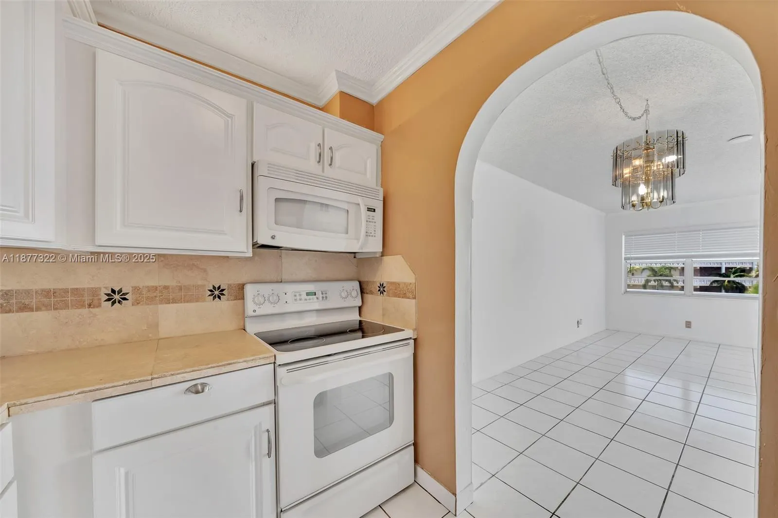 751 Pine Dr, #209
