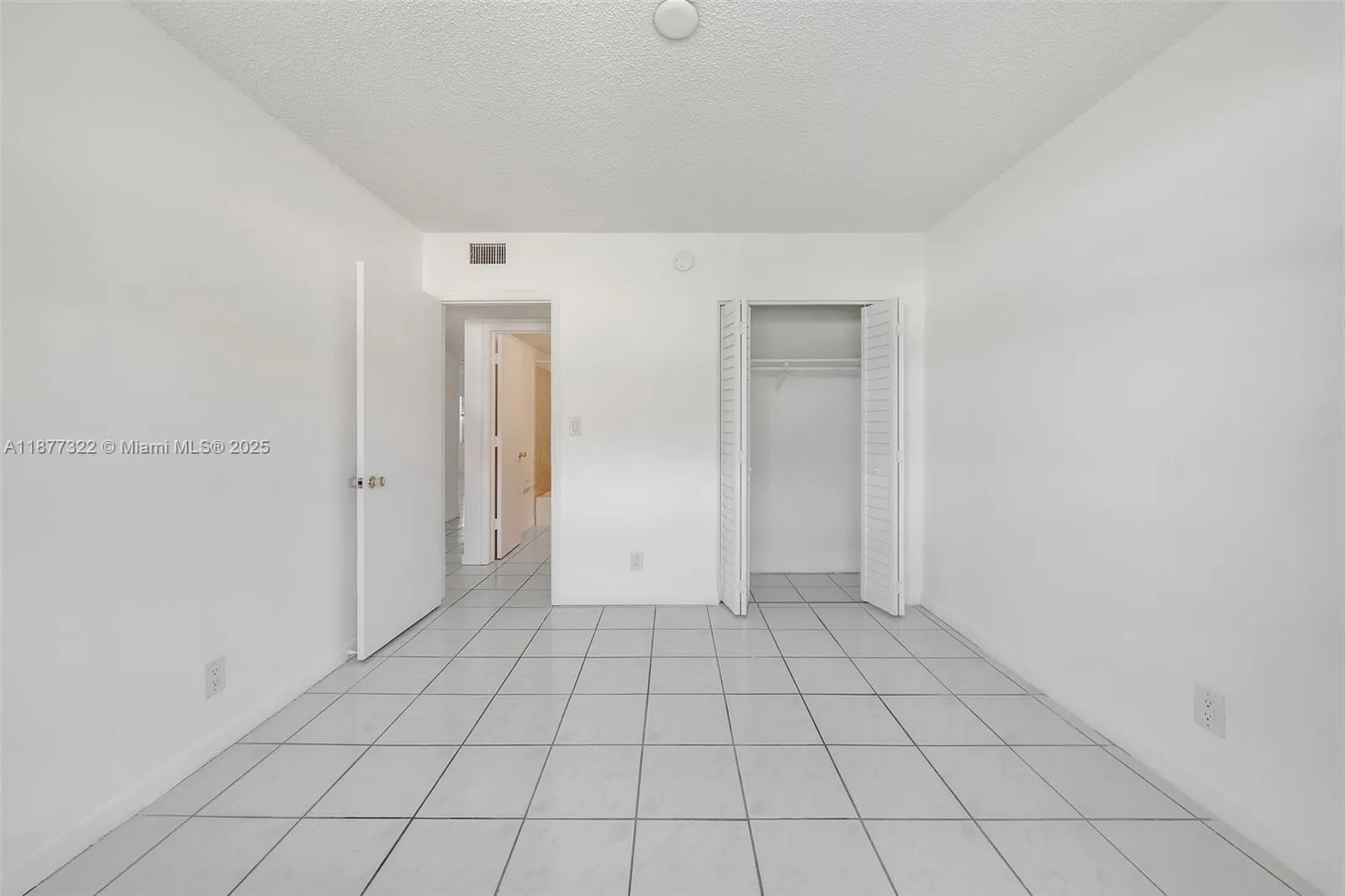 751 Pine Dr, #209