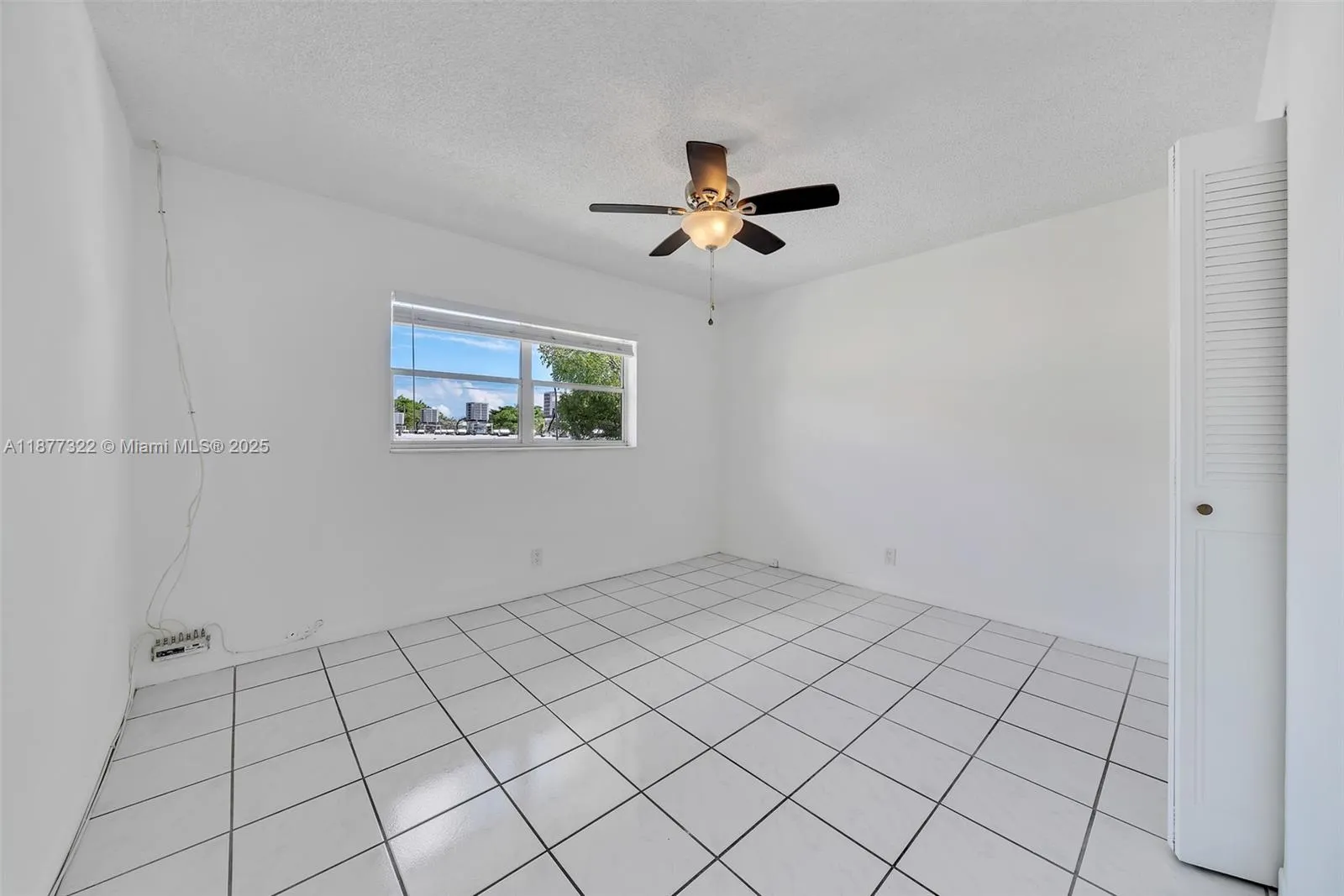 751 Pine Dr, #209