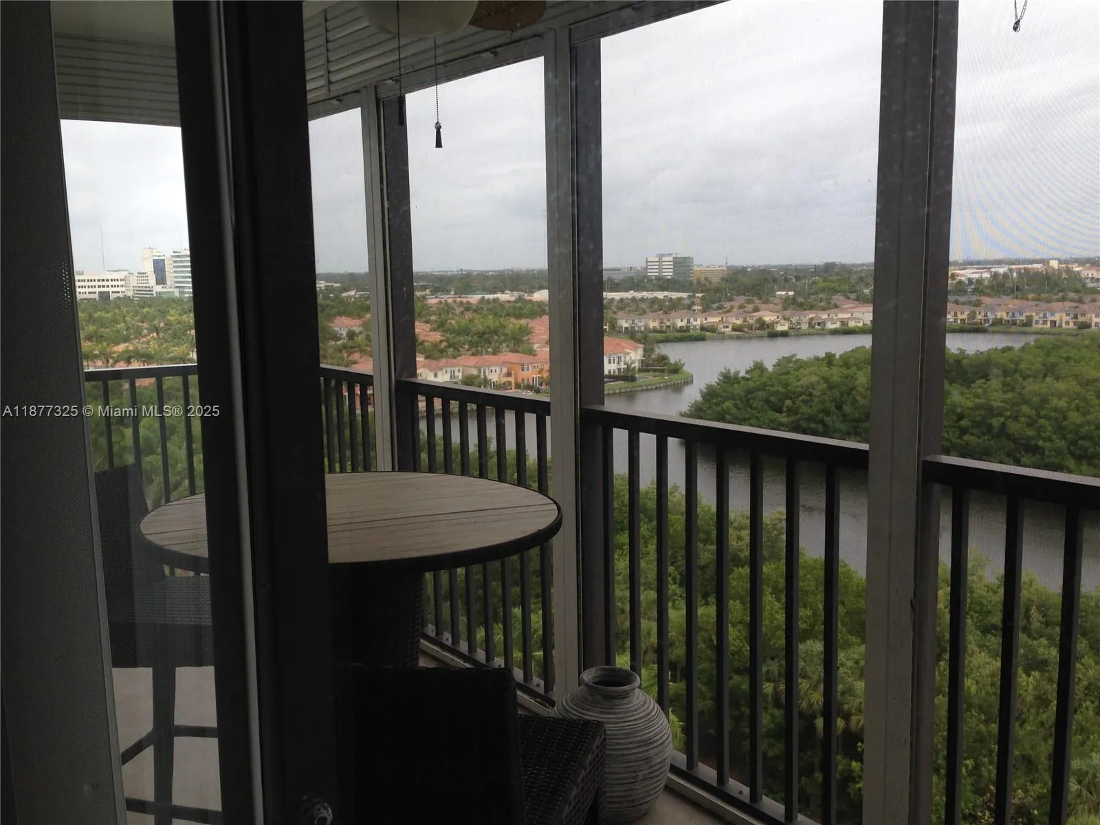 3375 N Country Club Dr, #1001