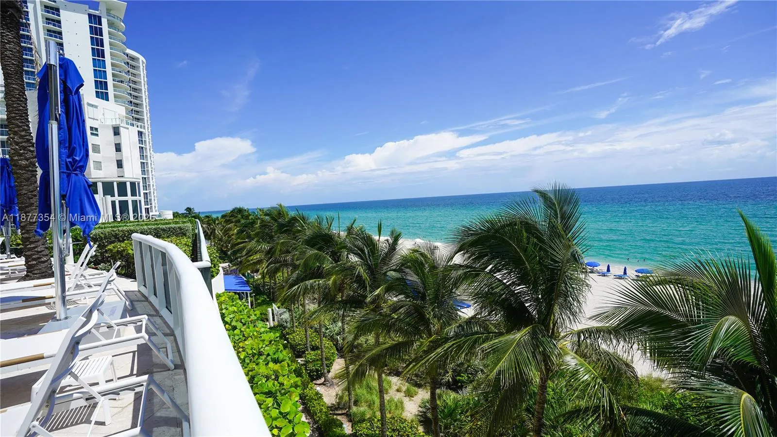 17201 Collins Ave, #706