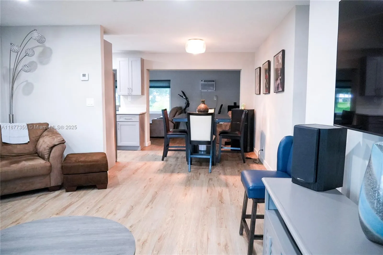 4401 NW 45th St