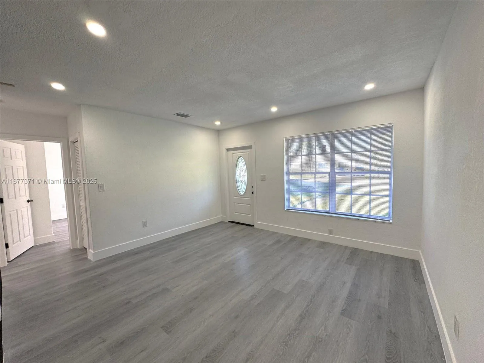 9221 Broad Manor Rd