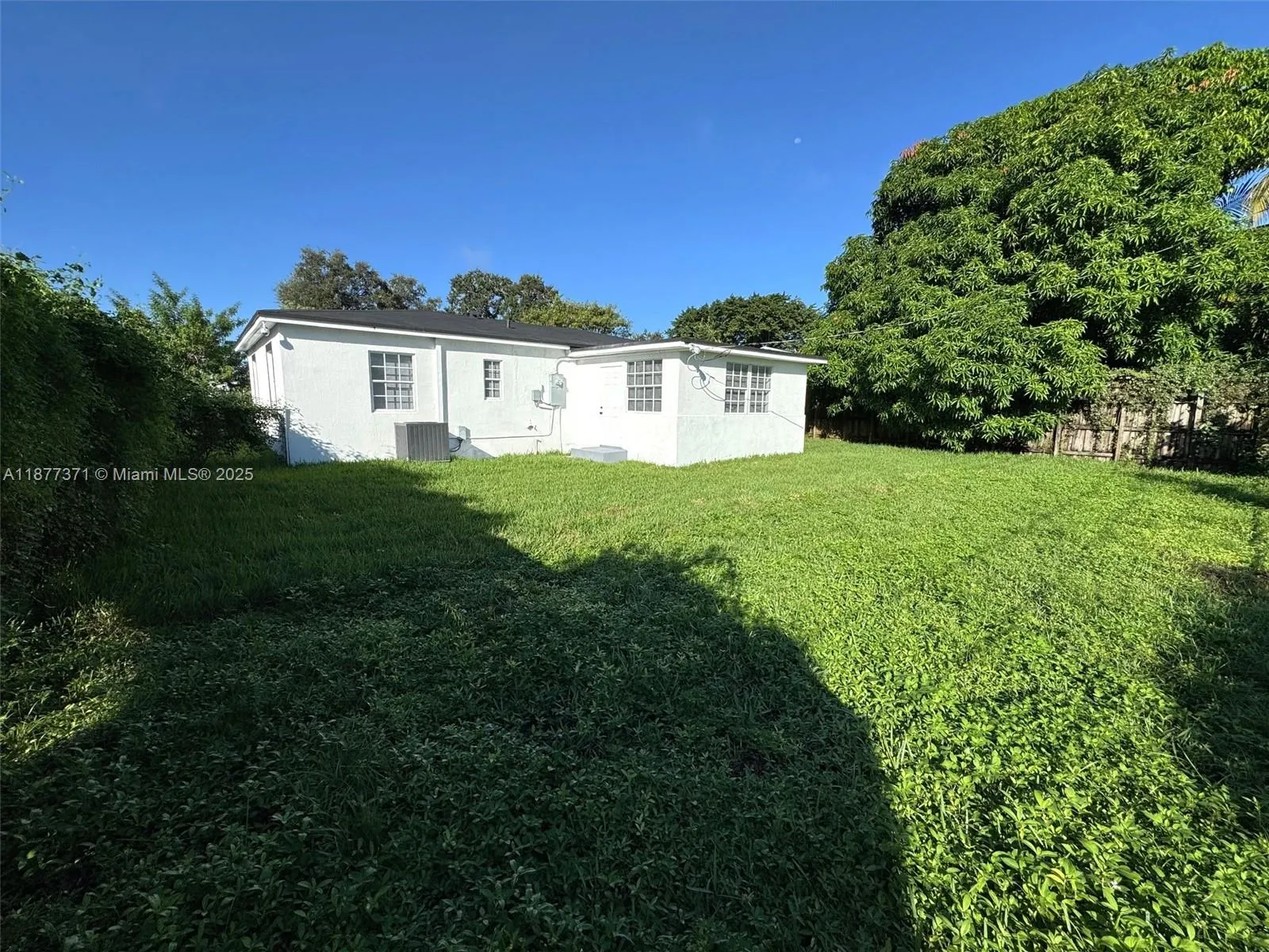 9221 Broad Manor Rd