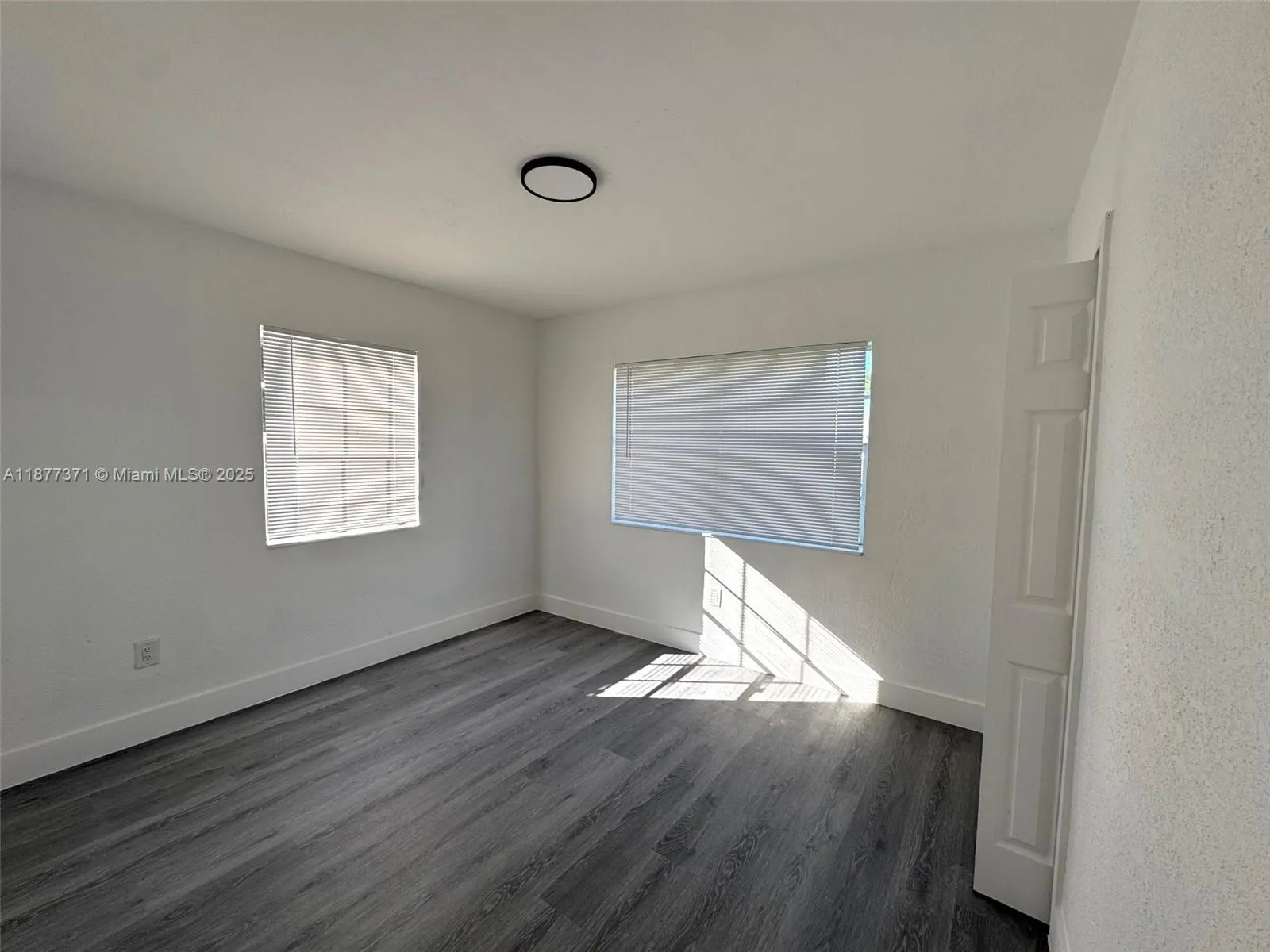 9221 Broad Manor Rd