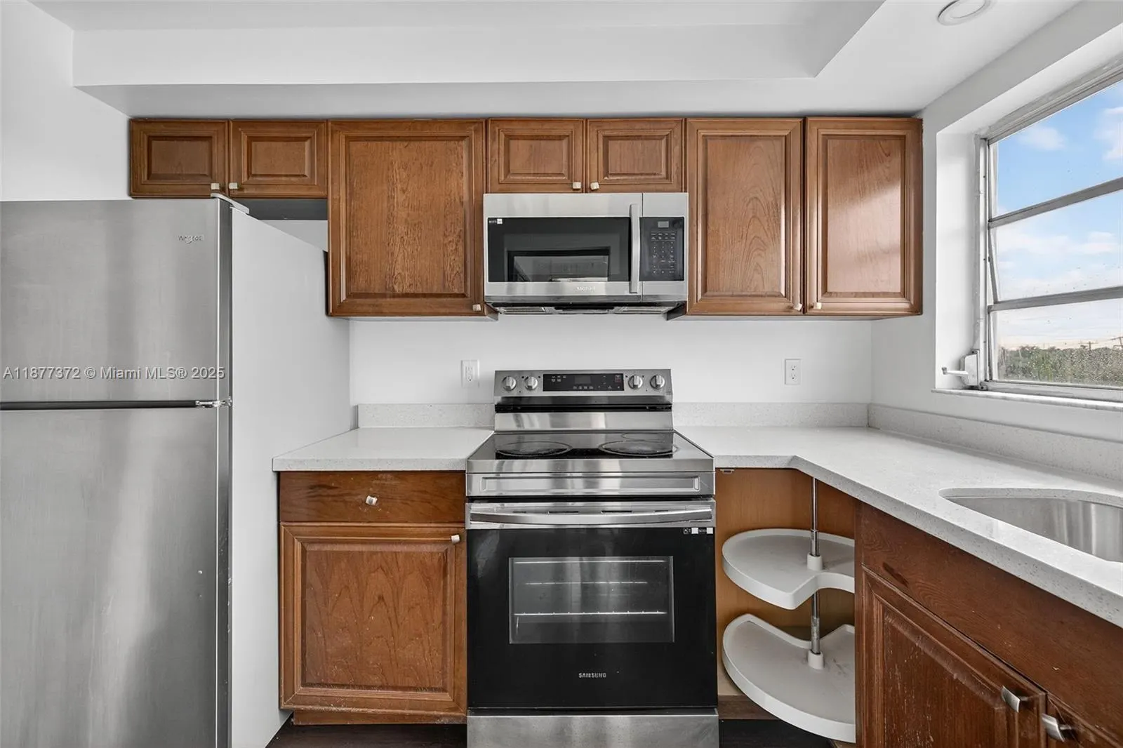 2551 NW 41st Ave, #310