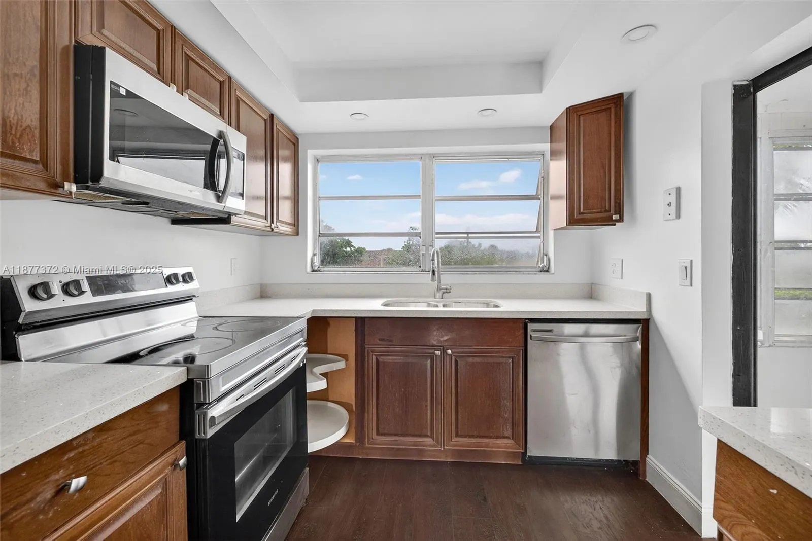 2551 NW 41st Ave, #310