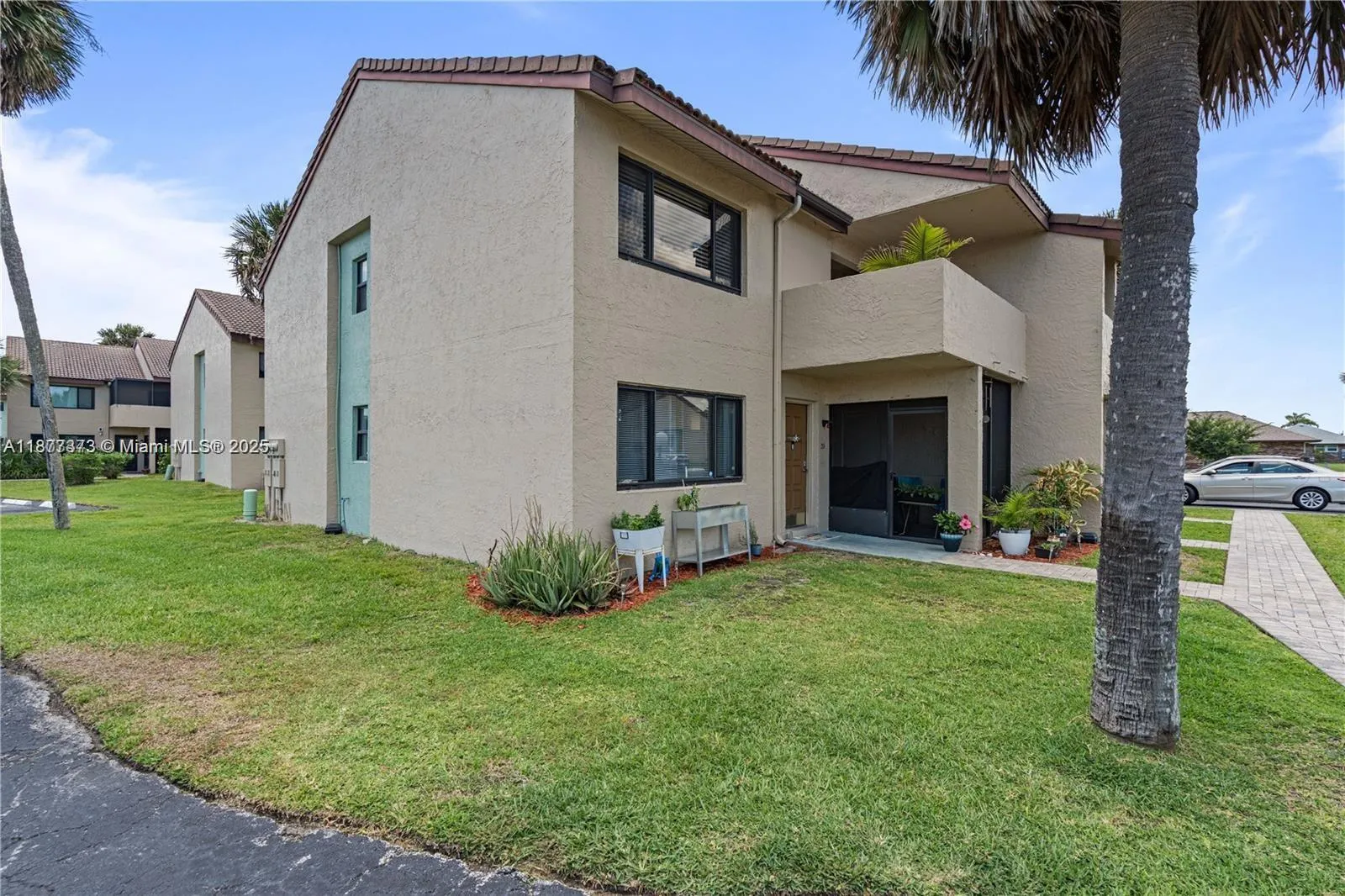 1145 N Shannon, #39