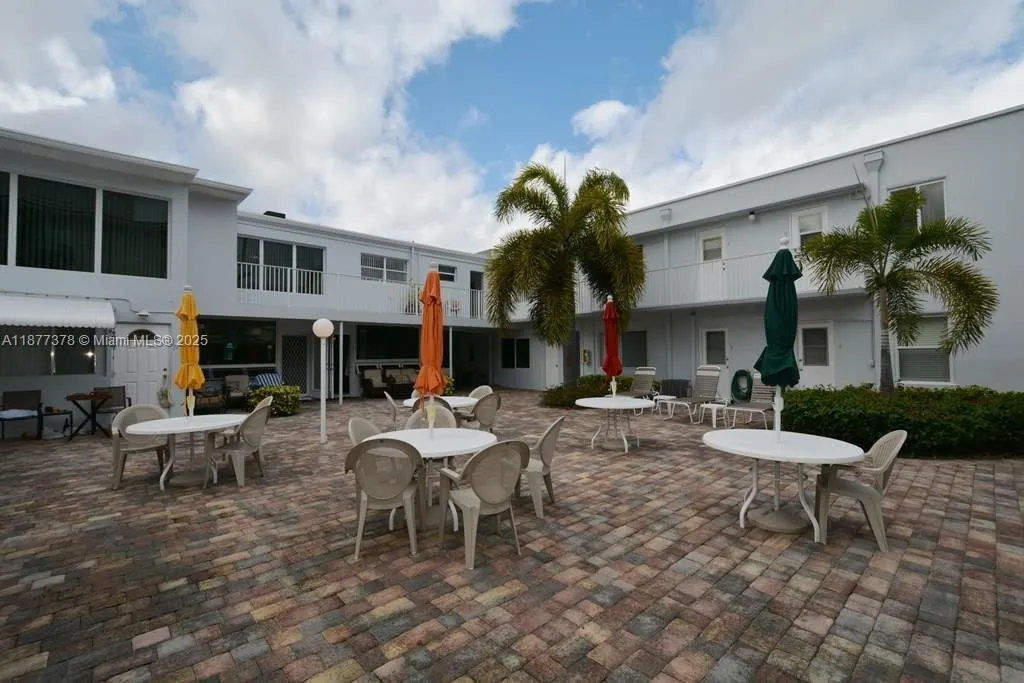 4228 N Ocean Dr, #17