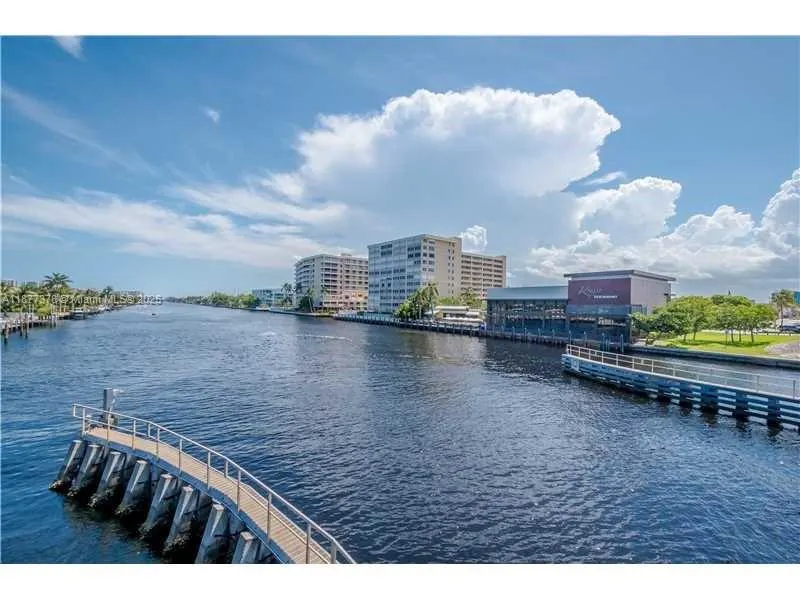 4228 N Ocean Dr, #17