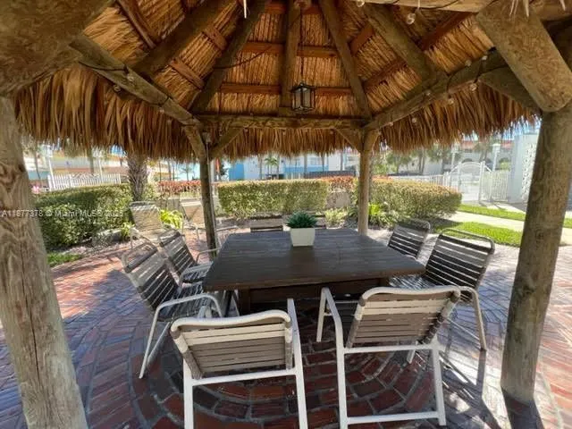 4228 N Ocean Dr, #17