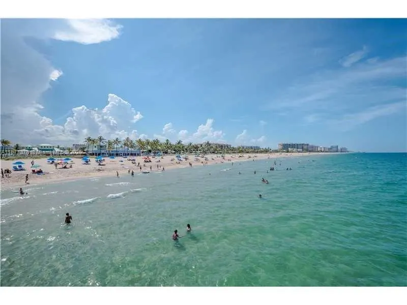 4228 N Ocean Dr, #17