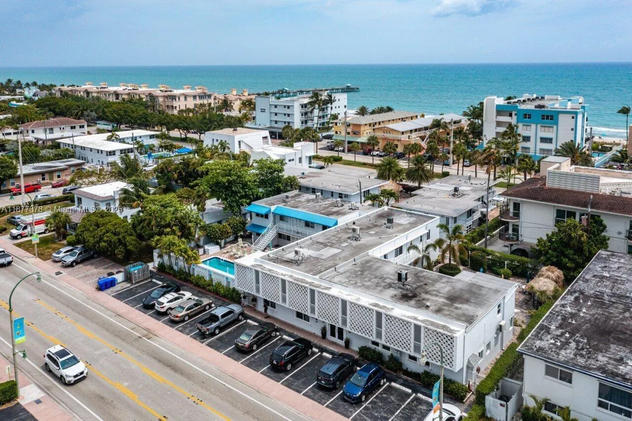 4228 N Ocean Dr, #17