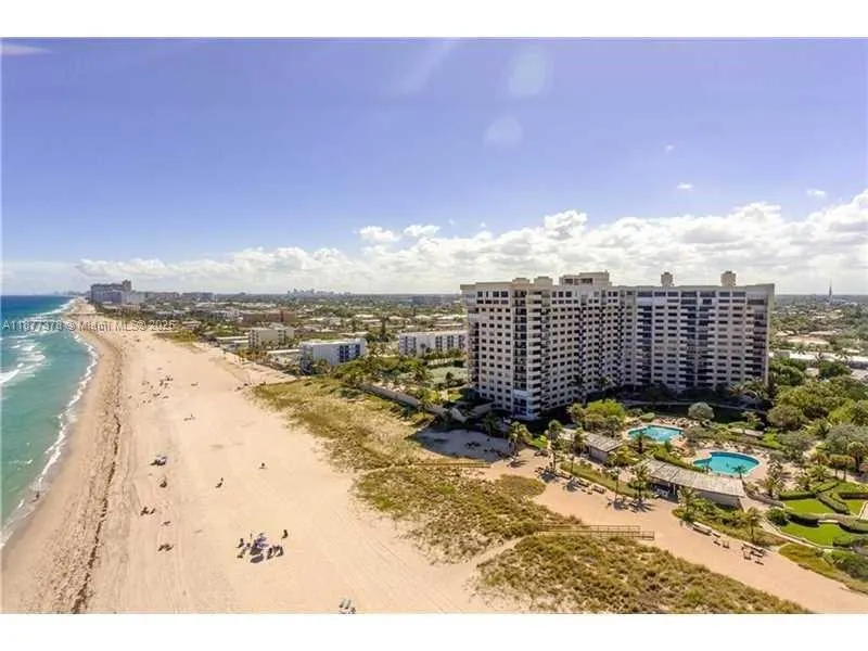 4228 N Ocean Dr, #17