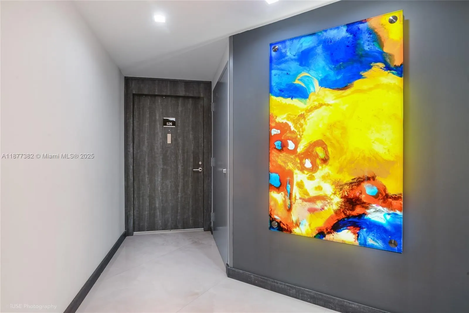 16445 Collins Ave, #526