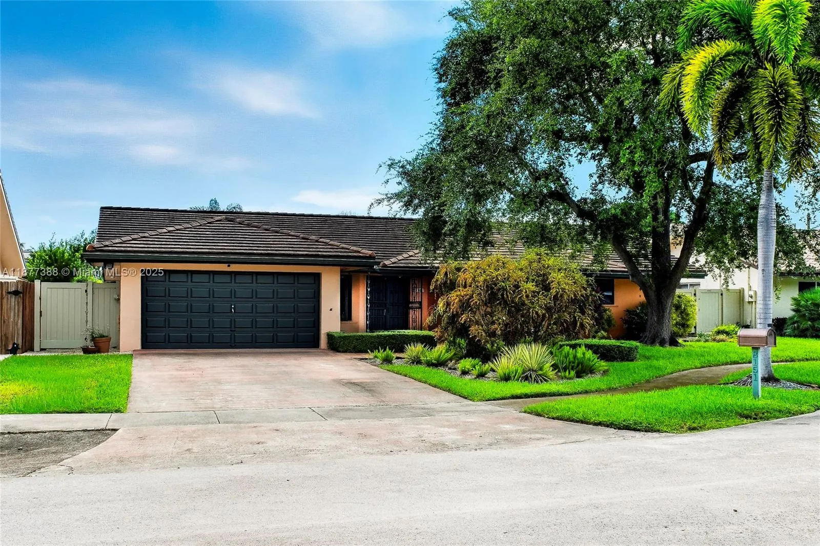 8151 SW 90th Ave