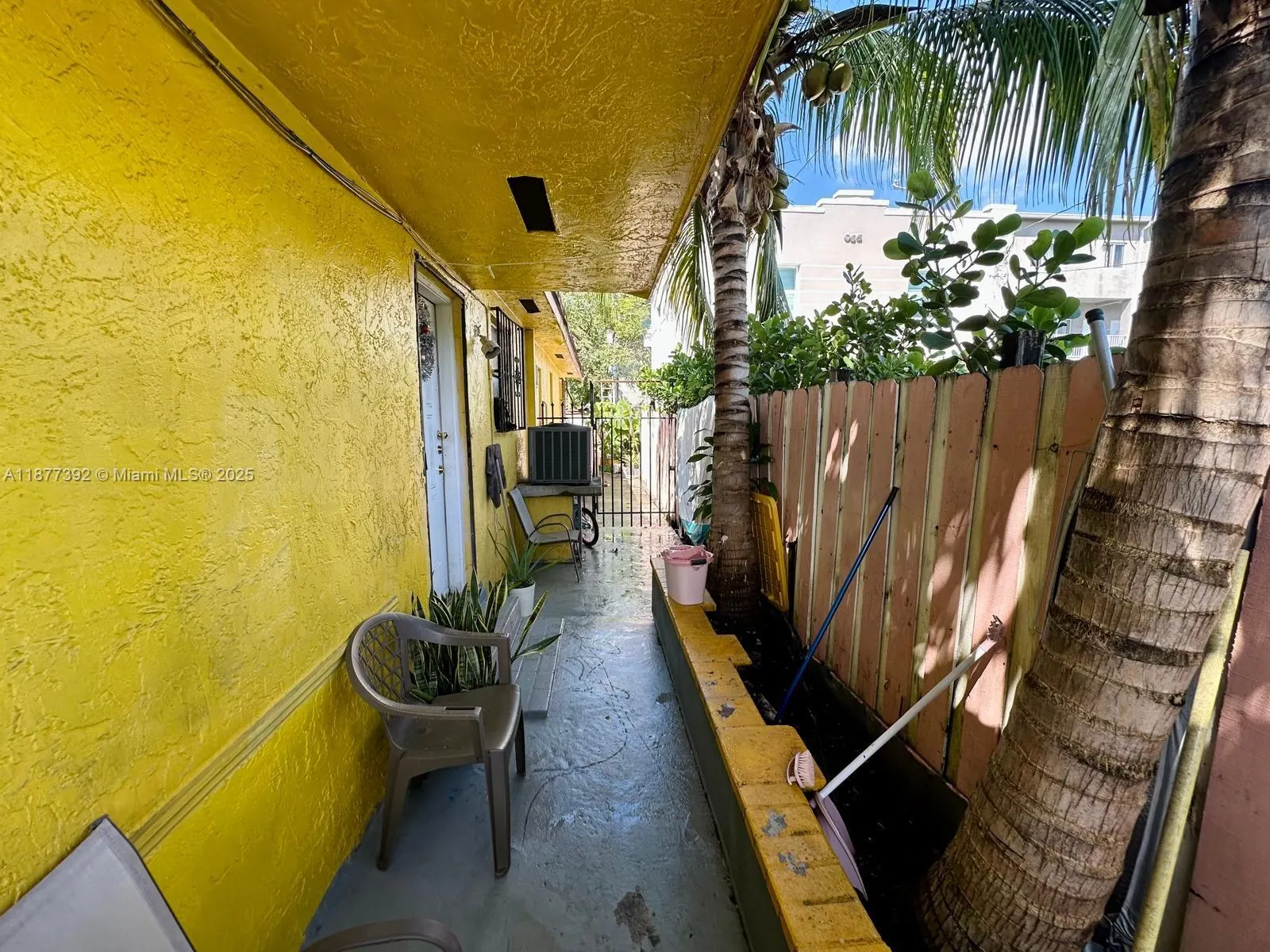 3680 NW 20th Ct