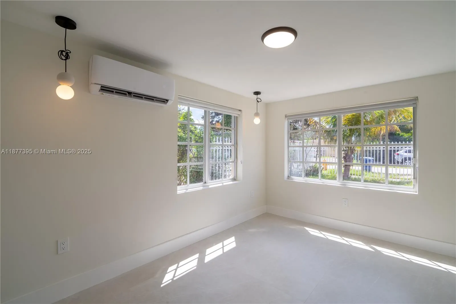 323 NW 104th Ter