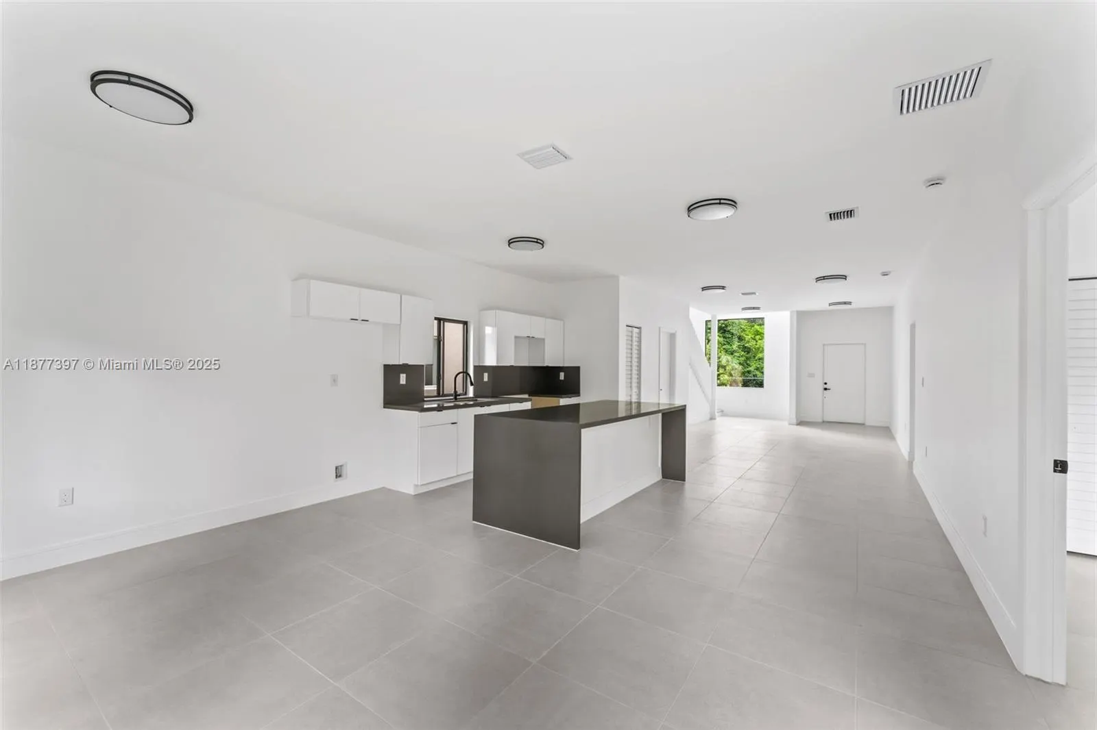 5316 NW 7th Ct