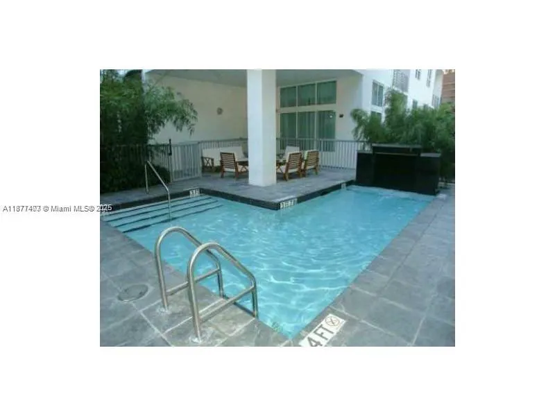234 NE 3rd St, #902