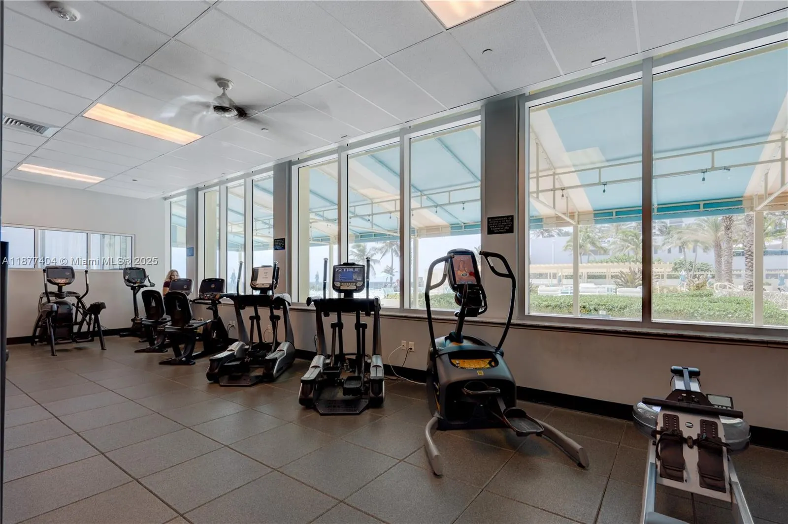 2501 S Ocean Dr, #322