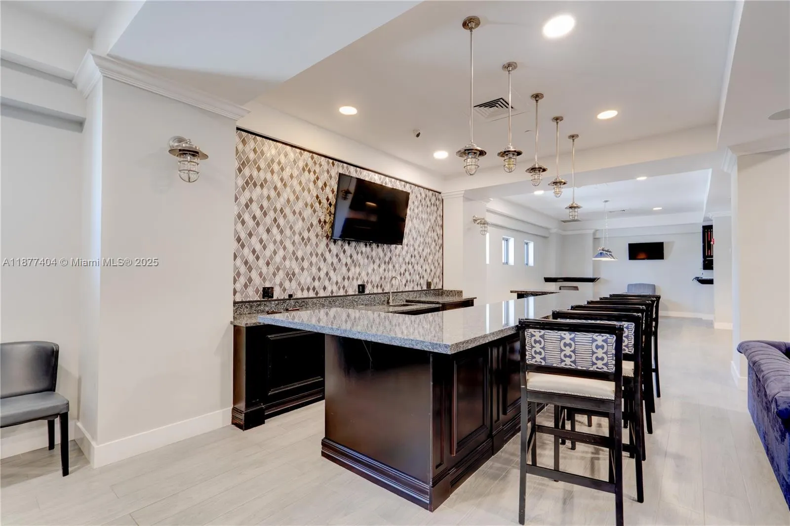 2501 S Ocean Dr, #322