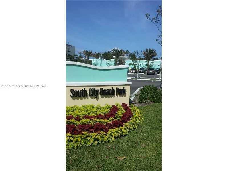 1980 S Ocean Dr, #9M