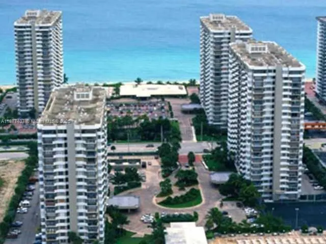 1980 S Ocean Dr, #9M