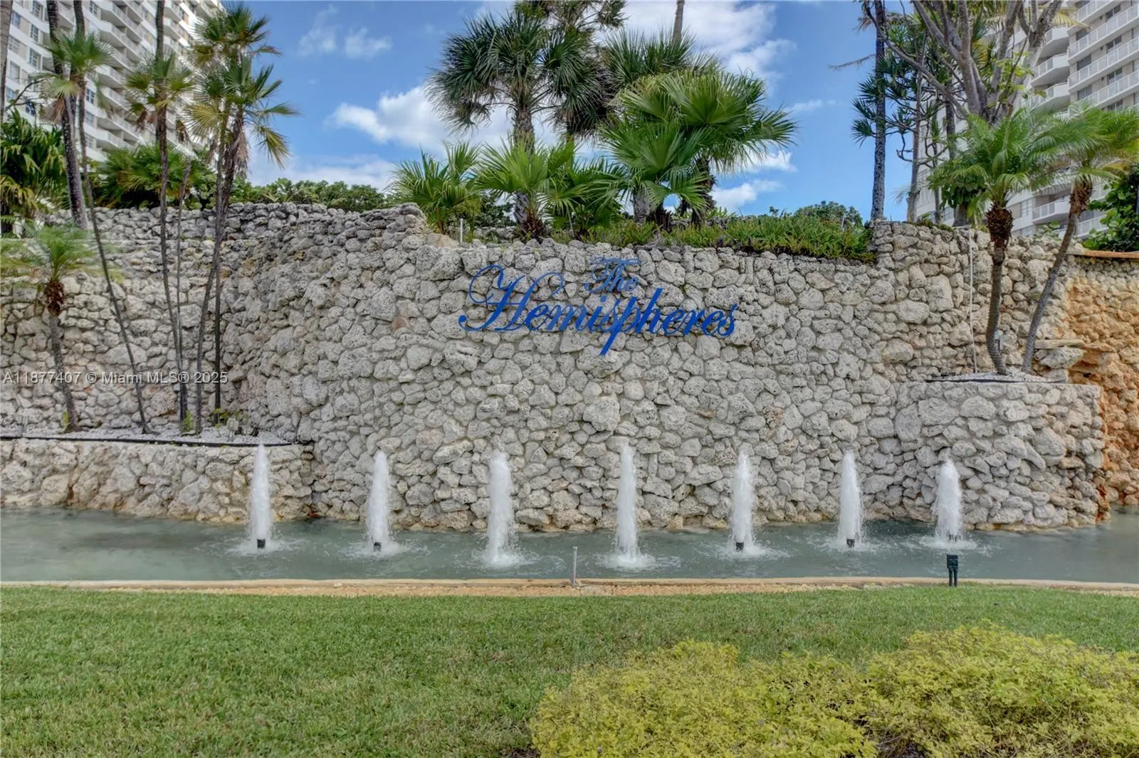 1980 S Ocean Dr, #9M