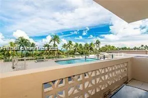 10185 Collins Ave, #319