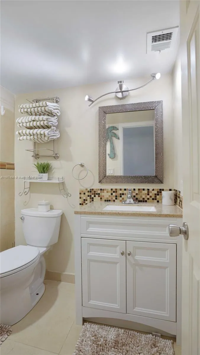 3031 N Ocean Blvd, #406