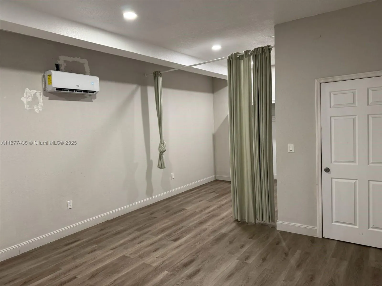 1500 SW 152nd Pl, #1