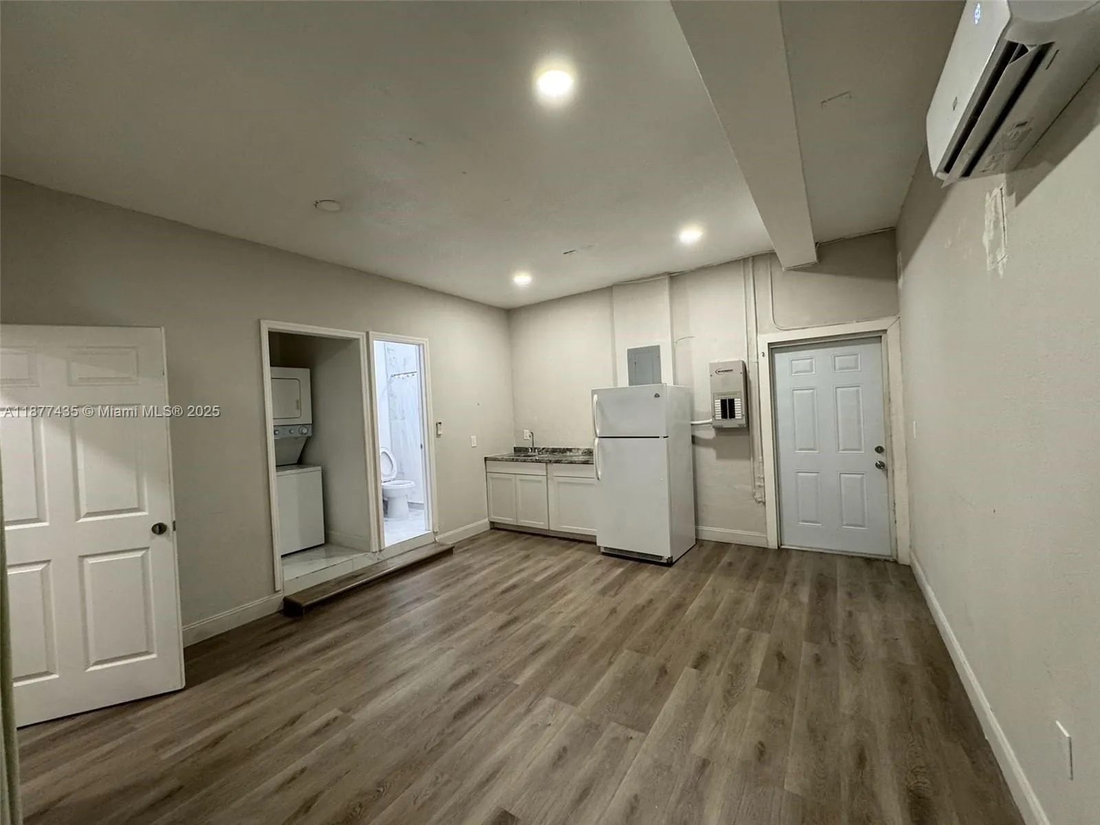 1500 SW 152nd Pl, #1