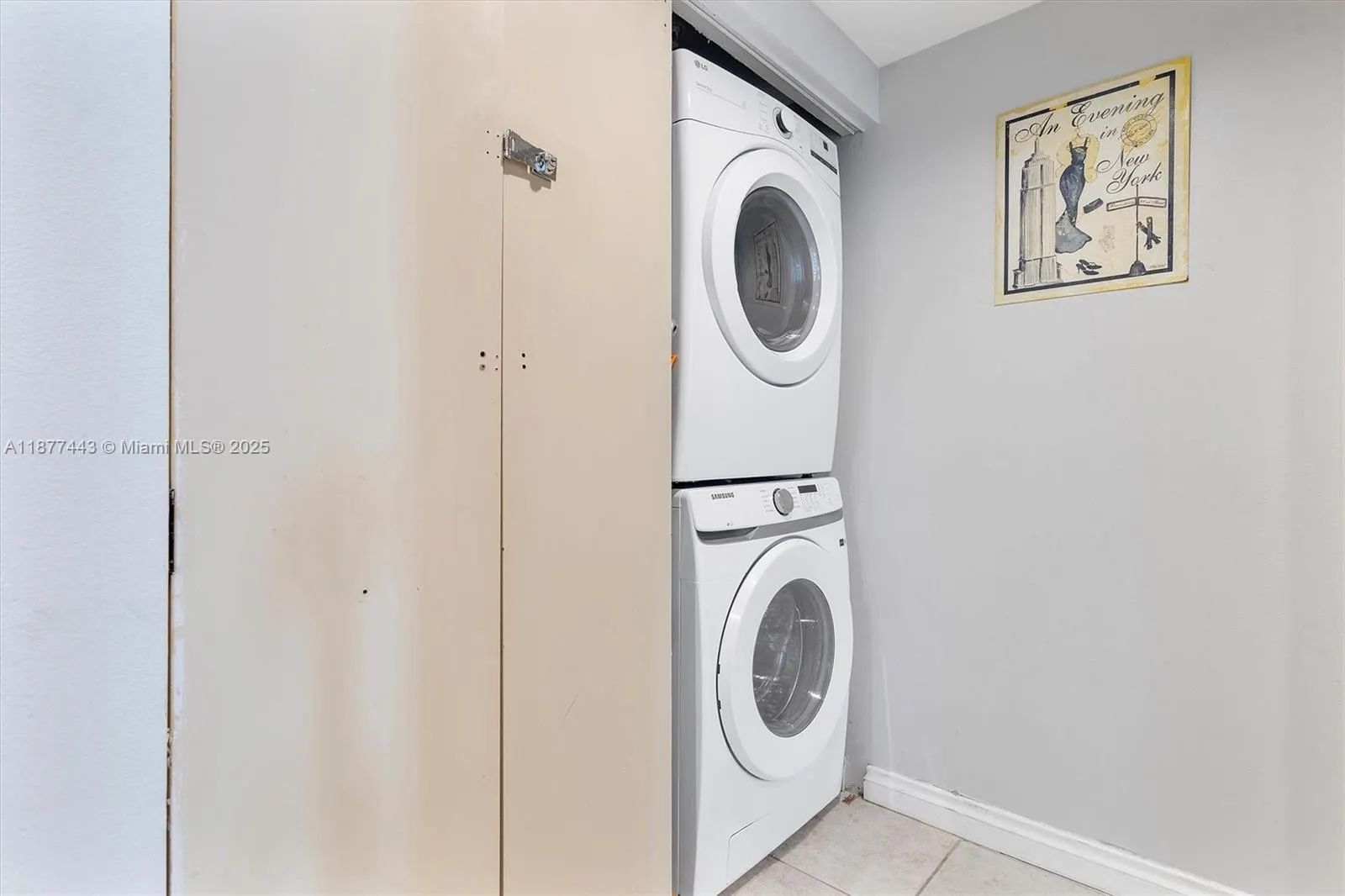 17375 Collins Ave, #1507