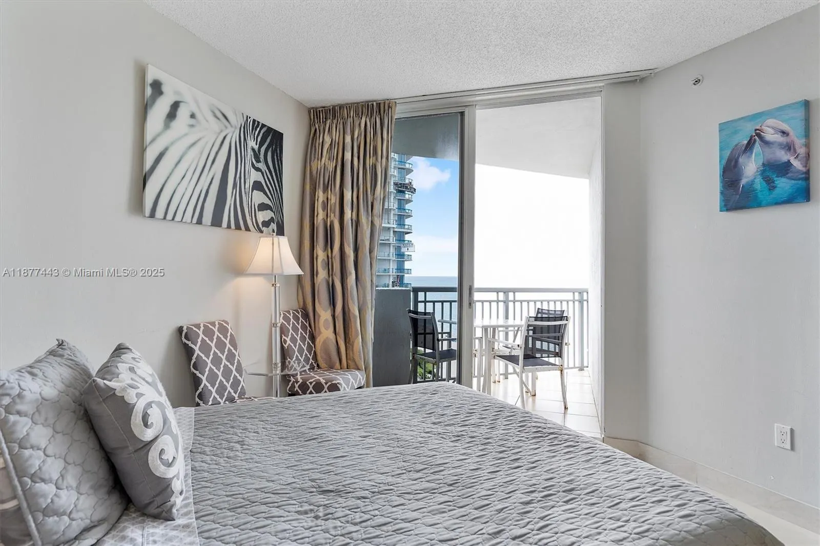 17375 Collins Ave, #1507