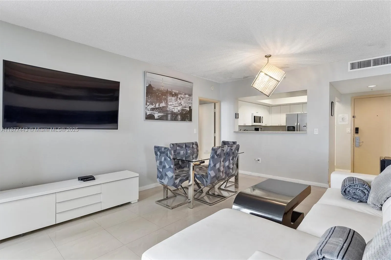 17375 Collins Ave, #1507