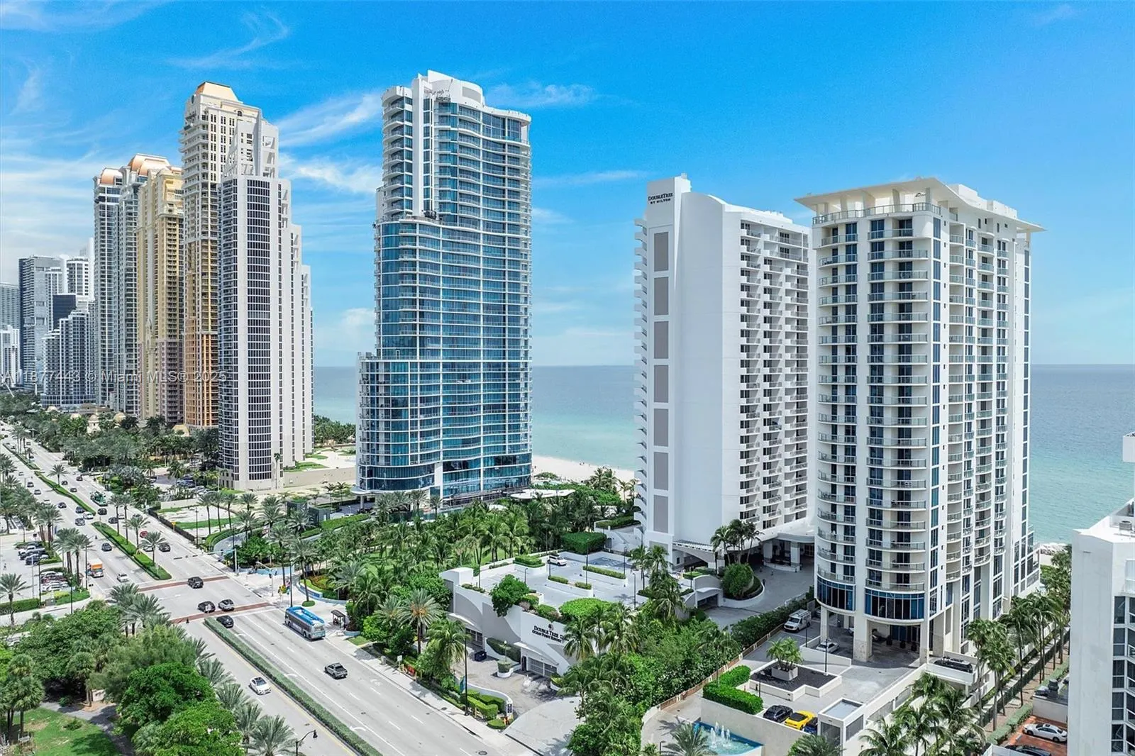 17375 Collins Ave, #1507