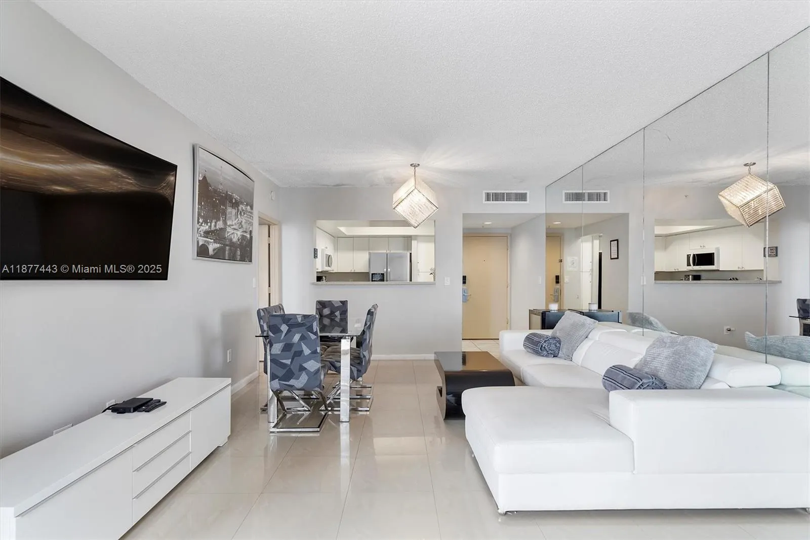 17375 Collins Ave, #1507