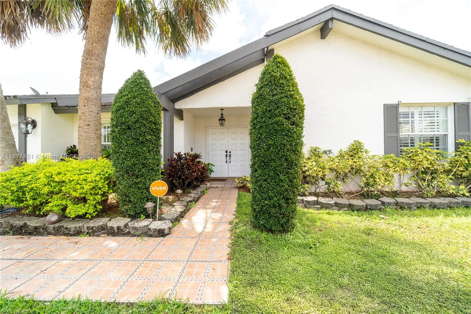 7354 NW 49th Ct