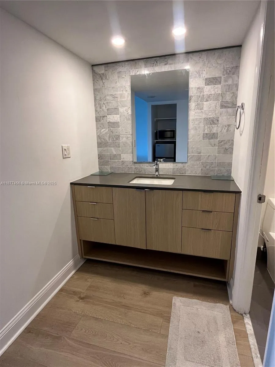11111 Biscayne Blvd, #11A