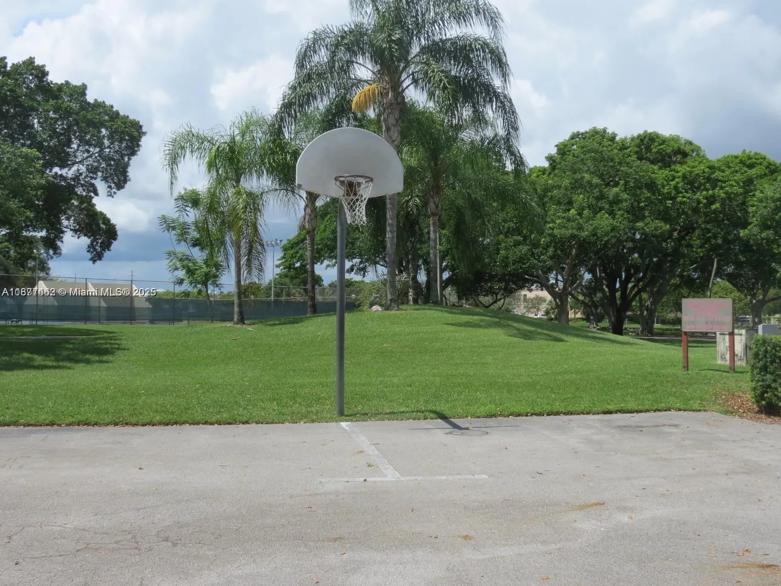 2106 S Cypress Bend Dr, #107