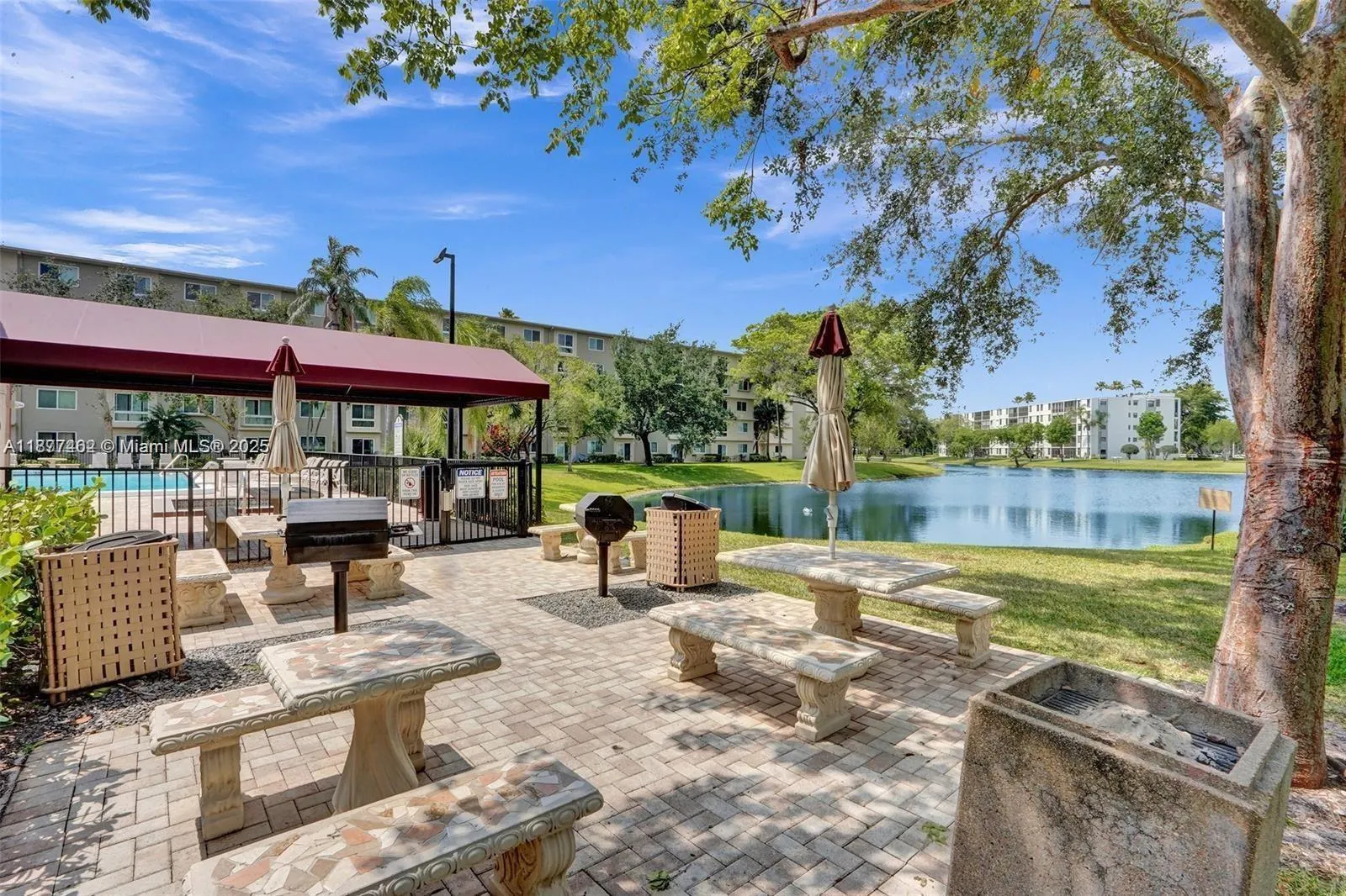 2106 S Cypress Bend Dr, #107