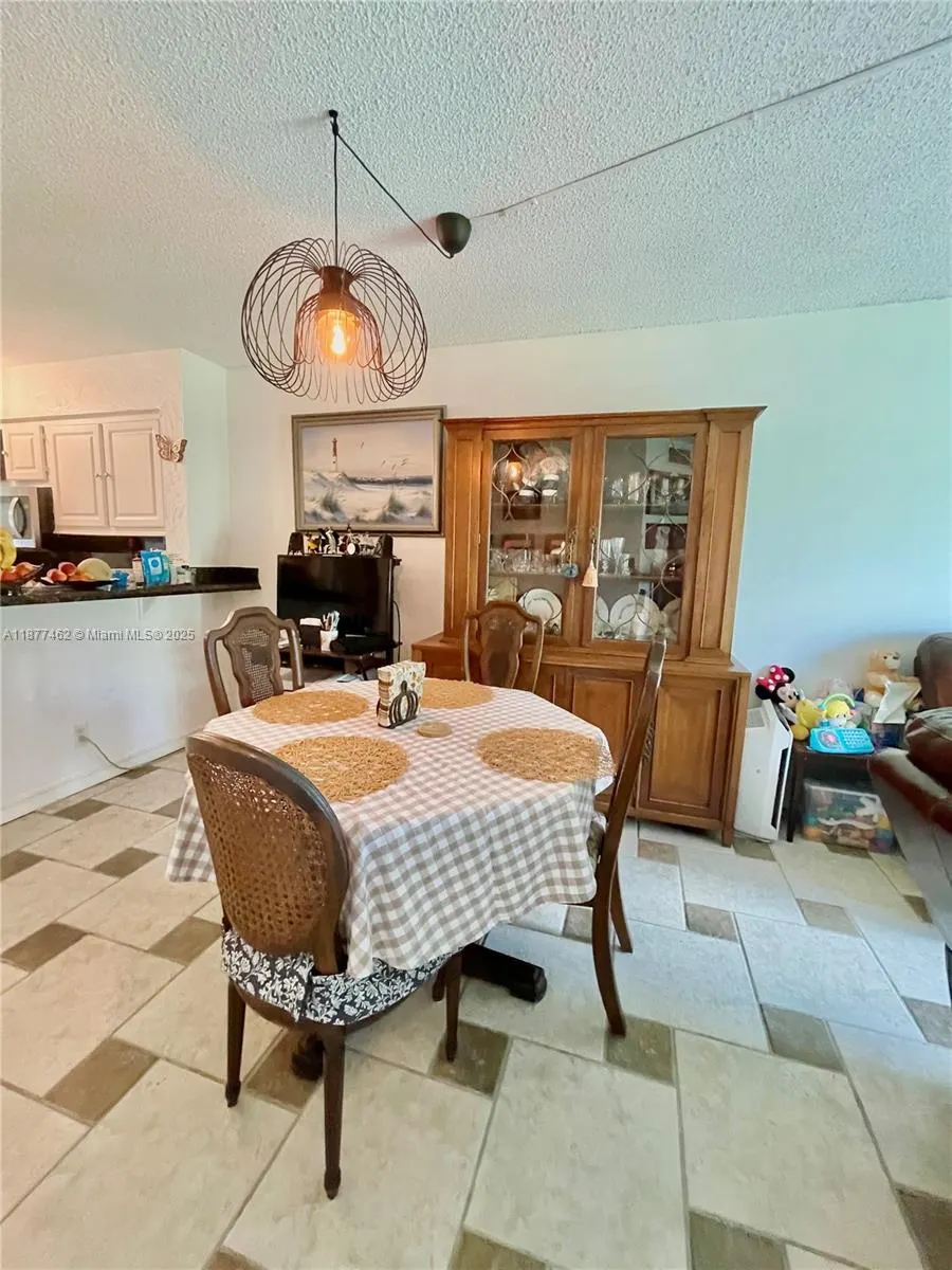 2106 S Cypress Bend Dr, #107