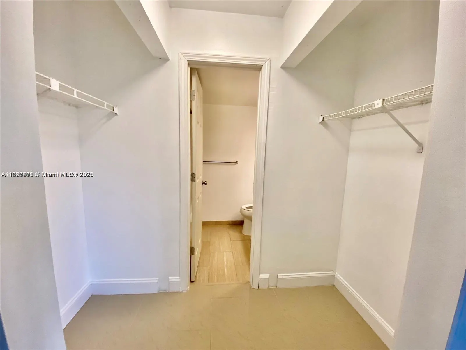 3199 N FOXCROFT RD, #113