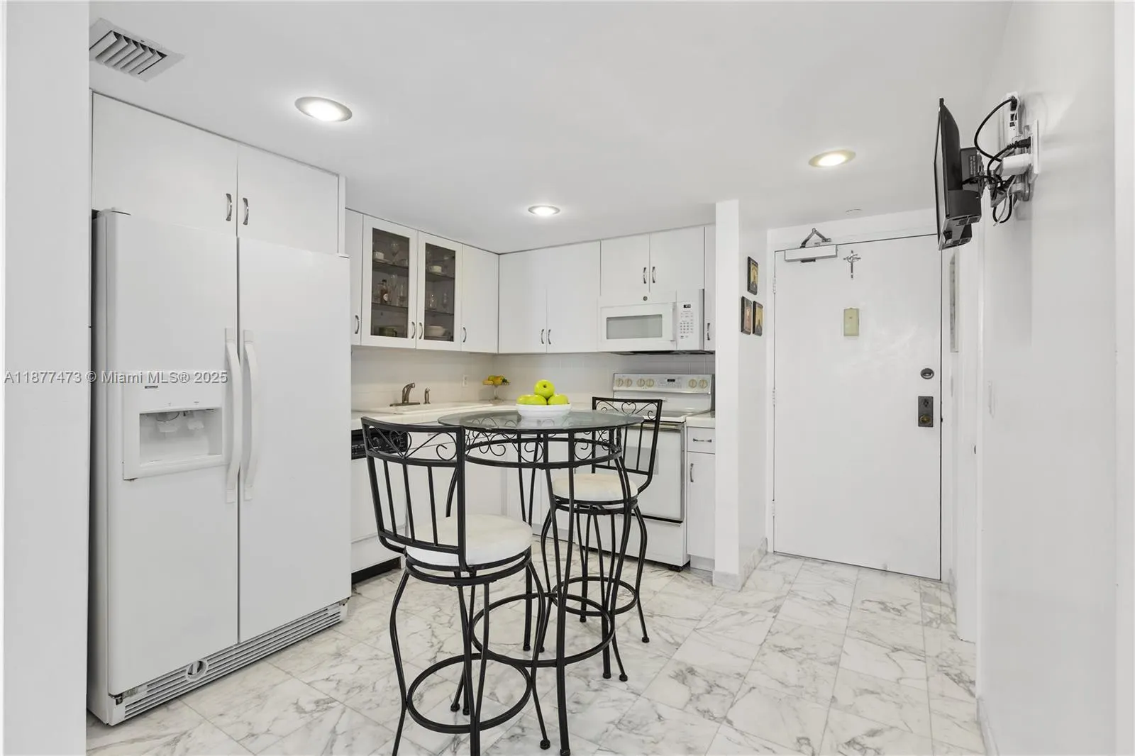 200 SE 15th Rd, #6F
